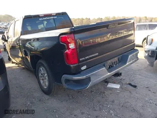 2019 Chevrolet Silverado 1500 LT with VIN 1GCRYDED6KZ389583, listed as a IAAI auction lot 41164151 with 99,532 mi miles. Bid and sale history available at carsss.com. Image 3.