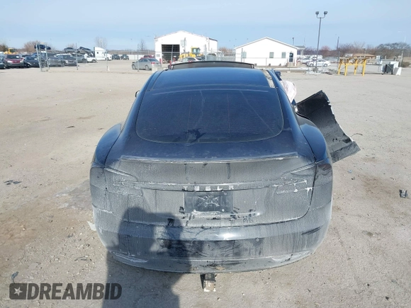 2016 Tesla Model S 90D with VIN 5YJSA1E42GF143731, listed as a IAAI auction lot 41394839 with Not provided miles and . Bid and sale history available at DreamBid. Image 17.