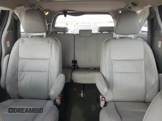 2015 Toyota Sienna Limited z VIN 5TDDK3DC3FS110113, wystawiony jako Copart lot #53737045 z przebiegiem 142 236 mil mil oraz Szkoda całkowita • Salvage title. Historia ofert i sprzedaży dostępna na DreamBid. Obrazek 10.