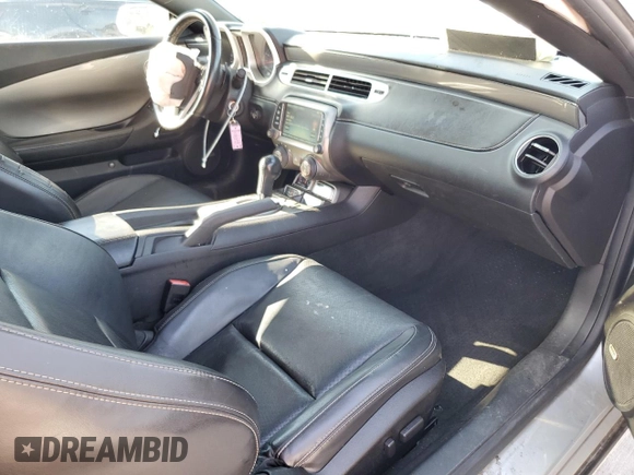 2013 Chevrolet Camaro LT with VIN 2G1FC1E37D9239138, listed as a Copart auction lot 72280614 with 175,911 mi miles and Salvage Title. Bid and sale history available at carsss.com. Image 8.