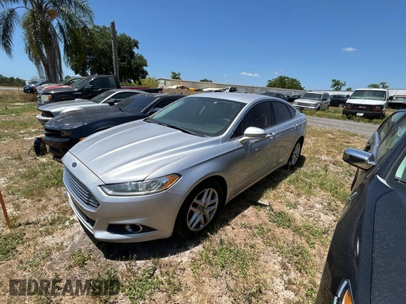 2014 Ford Fusion SE with VIN 3FA6P0HDXER214049, listed as a Copart auction lot 55528745 with 203,921 mi miles and Clean Title. Bid and sale history available at carsss.com. Image 2.