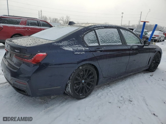 2021 BMW 7 Series 750i xDrive with VIN WBA7U2C05MCF35601, listed as a Copart auction lot 88256455 with 38,757 mi miles and Salvage Title. Bid and sale history available at carsss.com. Image 3.