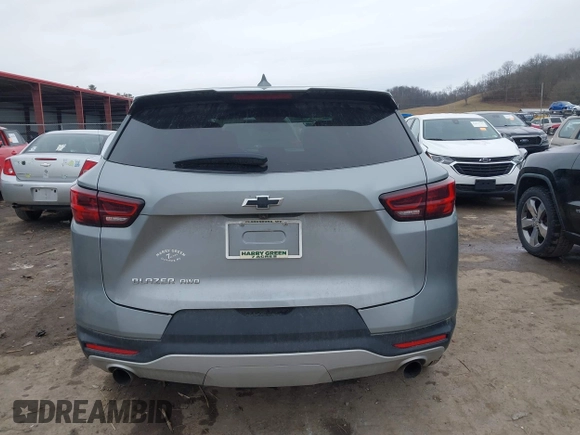 2023 Chevrolet Blazer LT z VIN 3GNKBHR44PS151103, wystawiony jako IAAI lot #41485281 z przebiegiem 37 351 mil mil oraz . Historia ofert i sprzedaży dostępna na DreamBid. Obrazek 17.