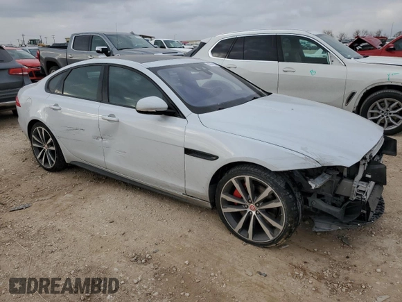 2016 Jaguar XF S with VIN SAJBG4BV1GCY04869, listed as a Copart auction lot 87079524 with 68,992 mi miles and Salvage Title. Bid and sale history available at carsss.com. Image 4.