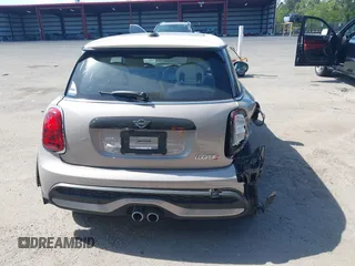 2023 MINI Hardtop Cooper S z VIN WMW53DH09P2T51901, wystawiony jako IAAI lot #42108680 z przebiegiem 14 311 mil mil oraz . Historia ofert i sprzedaży dostępna na DreamBid. Obrazek 16.