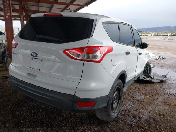 2016 Ford Escape S with VIN 1FMCU0F74GUC43895, listed as a IAAI auction lot 41751608 with 104,647 mi miles. Bid and sale history available at carsss.com. Image 4.