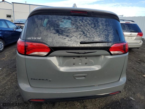 2020 Chrysler Pacifica Touring with VIN 2C4RC1FG2LR270043, listed as a Copart auction lot 86690394 with 63,353 mi miles and Salvage Title. Bid and sale history available at carsss.com. Image 6.