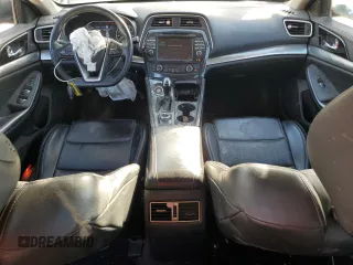 2021 Nissan Maxima SV with VIN 1N4AA6CV4MC507800, listed as a Copart auction lot 48749595 with 82,037 mi miles and Salvage Title. Bid and sale history available at DreamBid. Image 8.