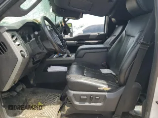 2016 Ford F-350 Platinum with VIN 1FT8W3BT2GEB89869, listed as a Copart auction lot 61044644 with 212,620 mi miles and Salvage Title. Bid and sale history available at DreamBid. Image 7.
