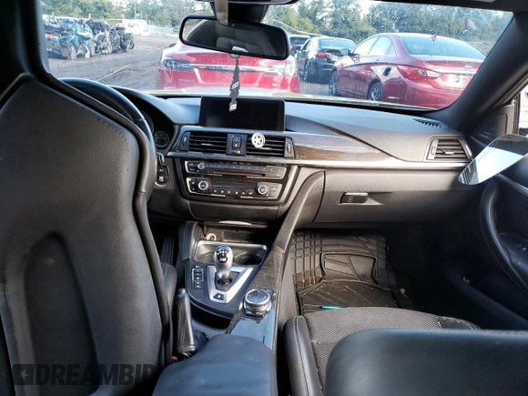 2015 BMW M4 with VIN WBS3R9C53FK330400, listed as a Copart auction lot 69054743 with 0 mi miles. Bid and sale history available at carsss.com. Image 8.