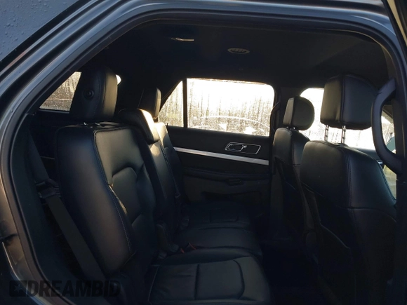 2016 Ford Explorer XLT with VIN 1FM5K8D81GGB38383, listed as a IAAI auction lot 41208566 with 42,752 mi miles and . Bid and sale history available at carsss.com. Image 8.