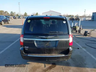 2014 Chrysler Town & Country Touring with VIN 2C4RC1BGXER124367, listed as a IAAI auction lot 41888366 with 143,638 mi miles and . Bid and sale history available at DreamBid. Image 16.