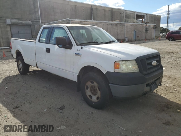 2006 Ford F-150 XLT with VIN 1FTVX14586NA26192, listed as a Copart auction lot 76548264 with 325,939 mi miles and Salvage Title. Bid and sale history available at carsss.com. Image 4.
