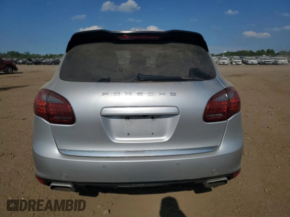 2013 Porsche Cayenne Diesel z VIN WP1AF2A21DLA22980, wystawiony jako Copart lot #56682965 z przebiegiem 265 633 mil mil oraz Szkoda całkowita • Salvage title. Historia ofert i sprzedaży dostępna na DreamBid. Obrazek 6.