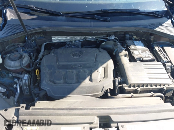 2018 Volkswagen Tiguan SEL z VIN 3VV3B7AX2JM155306, wystawiony jako IAAI lot #42457735 z przebiegiem 48 061 mil mil oraz . Historia ofert i sprzedaży dostępna na DreamBid. Obrazek 10.