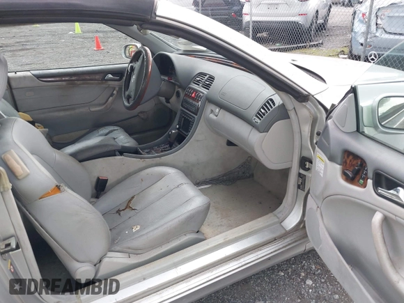 2001 Mercedes-Benz CLK 320/430 with VIN WDBLK65G41T077792, listed as a IAAI auction lot 42170508 with Not Provided miles and . Bid and sale history available at carsss.com. Image 5.