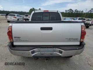 2008 Toyota Tacoma PreRunner z VIN 5TETU62N58Z471571, wystawiony jako Copart lot #52984415 z przebiegiem 122 401 mil mil oraz Szkoda całkowita • Salvage title. Historia ofert i sprzedaży dostępna na DreamBid. Obrazek 6.