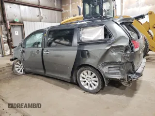 2012 Toyota Sienna XLE с VIN 5TDDK3DC3CS040365, выставлен на аукционе Copart как лот 63818815 с пробегом Не указан миль и Списание • Salvage title. История ставок и продаж доступна на DreamBid. Изображение 2.