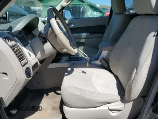 2011 Mercury Mariner с VIN 4M2CN9BG5BKJ01307, выставлен на аукционе Copart как лот 54513295 с пробегом 217 960 миль миль и Чистый • Clean title. История ставок и продаж доступна на DreamBid. Изображение 7.