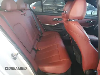2022 BMW 3 Series 330i with VIN 3MW5R1J08N8C44151, listed as a Copart auction lot 85958404 with 28,213 mi miles and Salvage Title. Bid and sale history available at carsss.com. Image 10.