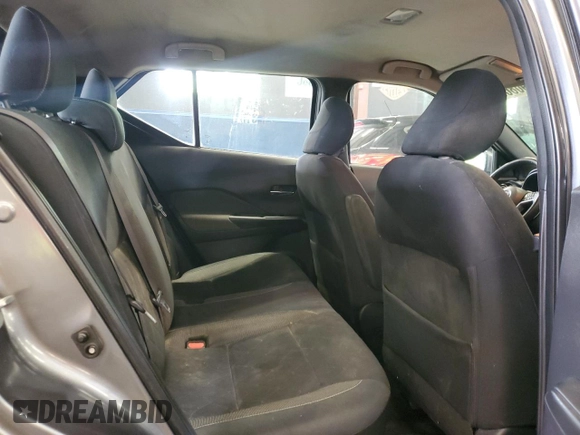 2018 Nissan Kicks SV z VIN 3N1CP5CUXJL544761, wystawiony jako Copart lot #57390865 z przebiegiem 150 260 mil mil oraz Czysty tytuł • Clean title. Historia ofert i sprzedaży dostępna na DreamBid. Obrazek 11.