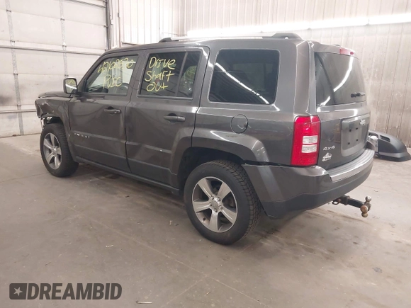 2016 Jeep Patriot Latitude z VIN 1C4NJRFB8GD658216, wystawiony jako IAAI lot #42102530 z przebiegiem 143 956 mil mil oraz . Historia ofert i sprzedaży dostępna na DreamBid. Obrazek 3.