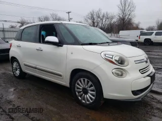 2016 FIAT 500L Lounge with VIN ZFBCFACH5GZ038514, listed as a Copart auction lot 47009345 with 109,762 mi miles and Clean Title. Bid and sale history available at DreamBid. Image 4.