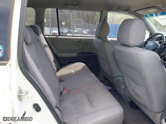 2007 Toyota Highlander w/3rd Row with VIN JTEEP21AX70193588, listed as a IAAI auction lot 42041329 with 244,278 mi miles. Bid and sale history available at carsss.com. Image 8.
