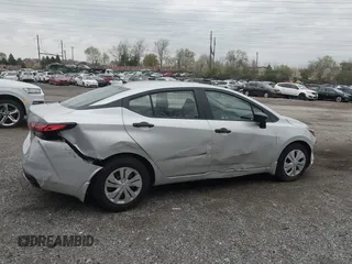 2024 Nissan Versa S with VIN 3N1CN8DV7RL869457, listed as a IAAI auction lot 42029314 with 2,922 mi miles. Bid and sale history available at carsss.com. Image 17.
