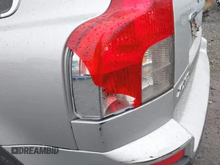 2009 Volvo XC90 I6 z VIN YV4CZ982491516007, wystawiony jako IAAI lot #42226430 z przebiegiem 244 815 mil mil oraz . Historia ofert i sprzedaży dostępna na DreamBid. Obrazek 16.