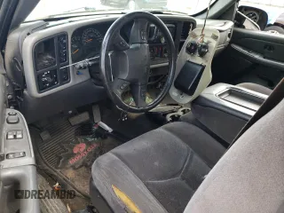 2005 GMC Sierra 1500 SLE with VIN 1GTEK14T05Z235687, listed as a Copart auction lot 51232225 with Not provided miles and Salvage title. Bid and sale history available at DreamBid. Image 8.