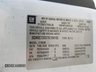 2007 Chevrolet Avalanche 1LT z VIN 3GNEC12037G194102, wystawiony jako IAAI lot #42454533 z przebiegiem Nie podano mil oraz . Historia ofert i sprzedaży dostępna na DreamBid. Obrazek 9.