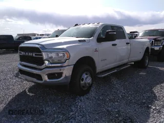 2024 Ram 3500 Big Horn with VIN 3C63RRHLXRG289667, listed as a Copart auction lot 49382715 with 55,363 mi miles and Clean Title. Bid and sale history available at carsss.com. Image 1.