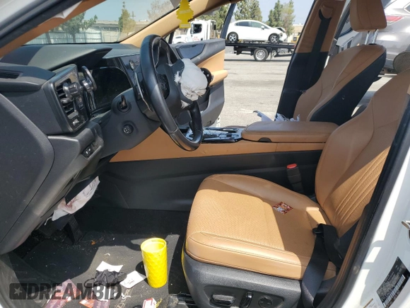 2024 Lexus NX 350h Premium z VIN JTJGKCEZ5R2019644, wystawiony jako Copart lot #59751085 z przebiegiem Nie podano mil oraz Szkoda całkowita • Salvage title. Historia ofert i sprzedaży dostępna na DreamBid. Obrazek 7.