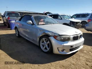 2013 BMW 1 Series 128i z VIN WBAUL7C50DVU09520, wystawiony jako Copart lot #76056144 z przebiegiem Nie podano mil oraz Szkoda całkowita • Salvage title. Historia ofert i sprzedaży dostępna na DreamBid. Obrazek 4.