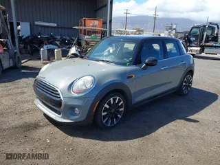 2018 MINI Hardtop 4 Door Cooper with VIN WMWXU1C5XJ2F80038, listed as a IAAI auction lot 40849170 with 66048 miles. Bid and sale history available at carsss.com. Image 17.