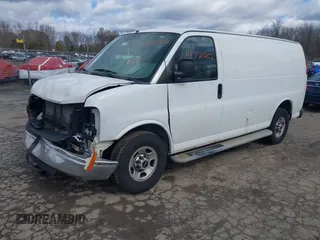 2015 GMC Savana Cargo Van with VIN 1GTW7FCF4F1900721, listed as a IAAI auction lot 41721202 with 228,699 mi miles. Bid and sale history available at carsss.com. Image 2.