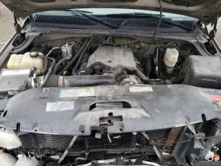 2001 Chevrolet Silverado 3500 LS with VIN 1GCJK33G81F166788, listed as a Copart auction lot 43693315 with 428,170 mi miles and Salvage Title. Bid and sale history available at carsss.com. Image 11.