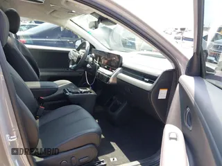 2025 Hyundai Ioniq 5 z VIN 7YAKR4DA0SY007083, wystawiony jako IAAI lot #42359027 z przebiegiem 4 122 mil mil oraz . Historia ofert i sprzedaży dostępna na DreamBid. Obrazek 5.
