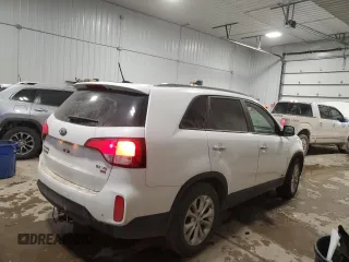 2014 Kia Sorento EX with VIN 5XYKUDA78EG472206, listed as a Copart auction lot 45191705 with 136,591 mi miles and Salvage Title. Bid and sale history available at carsss.com. Image 3.