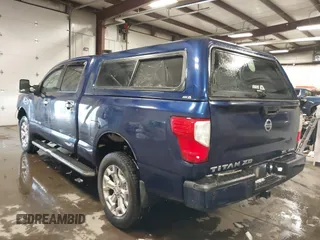 2017 Nissan Titan Pro-4X z VIN 1N6BA1F44HN551551, wystawiony jako IAAI lot #41581877 z przebiegiem 64 834 mil mil oraz . Historia ofert i sprzedaży dostępna na DreamBid. Obrazek 3.