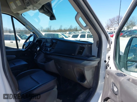 2023 Ford Transit Cargo with VIN 1FTBR2X86PKA51393, listed as a IAAI auction lot 41769269 with 91,032 mi miles and . Bid and sale history available at DreamBid. Image 5.