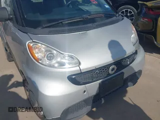 2015 Smart fortwo Passion with VIN WMEEJ3BA1FK798128, listed as a IAAI auction lot 42199148 with 91,000 mi miles and . Bid and sale history available at DreamBid. Image 6.