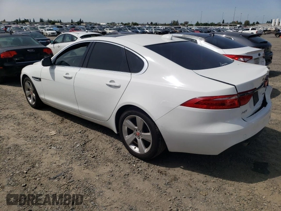 2018 Jaguar XF 25t with VIN SAJBR4FX3JCY61622, listed as a Copart auction lot 51515343 with 67,688 mi miles. Bid and sale history available at carsss.com. Image 2.