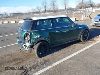 2012 MINI Hardtop S с VIN WMWSV3C5XCTY29340, выставлен на аукционе IAAI как лот 41617869 с пробегом 162 676 миль миль и . История ставок и продаж доступна на DreamBid. Изображение 4.