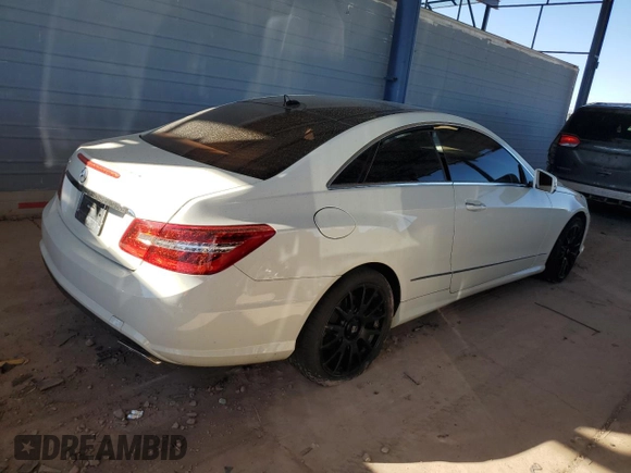 2010 Mercedes-Benz E-Class E 550 with VIN WDDKJ7CB5AF043250, listed as a Copart auction lot 86564364 with 73,564 mi miles and Salvage Title. Bid and sale history available at carsss.com. Image 3.