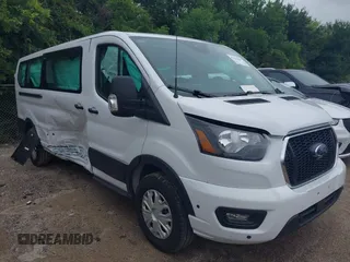 2025 Ford Transit Passenger XL с VIN 1FBAX2Y89SKA20118, выставлен на аукционе IAAI как лот 42426401 с пробегом 9 451 миль миль и . История ставок и продаж доступна на DreamBid. Изображение 1.