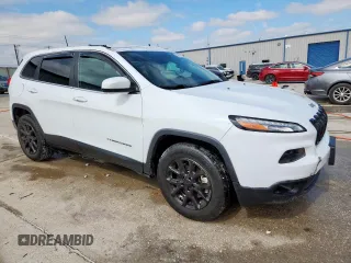 2018 Jeep Cherokee Latitude Plus with VIN 1C4PJMLB0JD609728, listed as a Copart auction lot 59684145 with 54,753 mi miles and Salvage title. Bid and sale history available at DreamBid. Image 4.