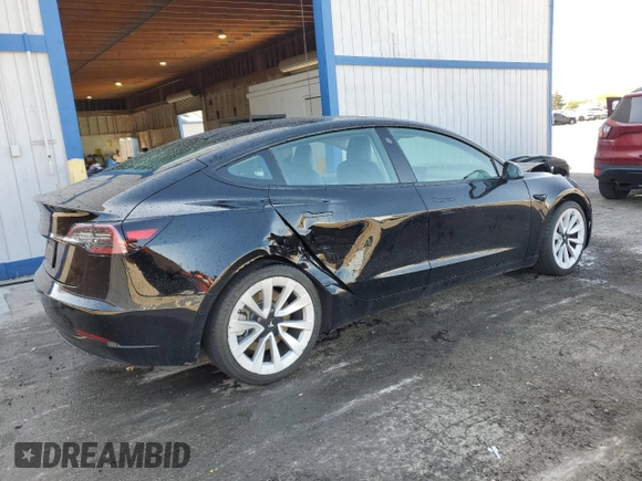 2022 Tesla Model 3 z VIN 5YJ3E1EA2NF372373, wystawiony jako Copart lot #59139335 z przebiegiem 79 106 mil mil oraz Czysty tytuł • Clean title. Historia ofert i sprzedaży dostępna na DreamBid. Obrazek 3.