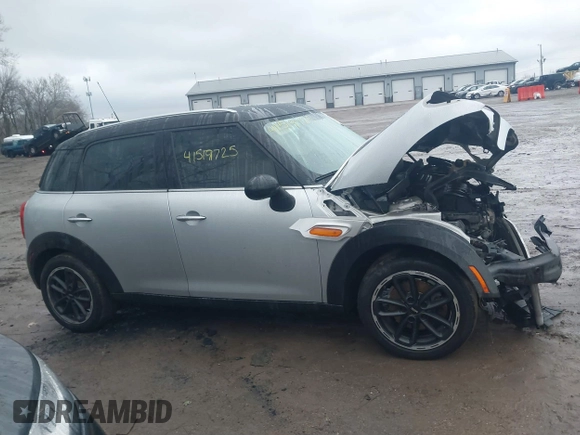 2015 MINI Countryman with VIN WMWZB3C50FWR44622, listed as a IAAI auction lot 41519725 with 229,985 mi miles and . Bid and sale history available at DreamBid. Image 14.